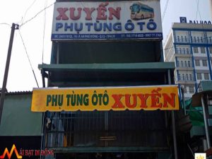 Mái hiên di động tay quay