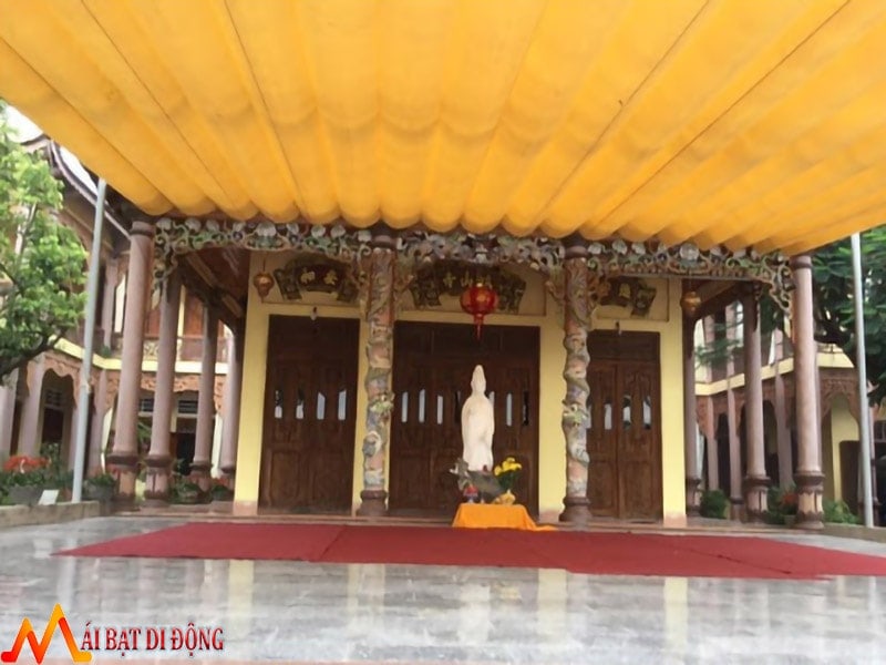 mái bạt che đẹp ngoài trời cho sân chùa tượng phật