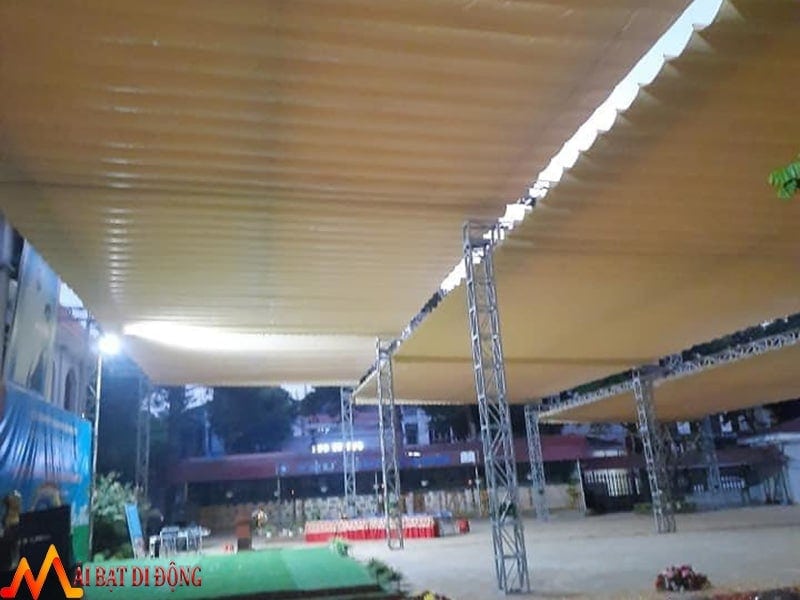 mái kéo di động nhà hàng