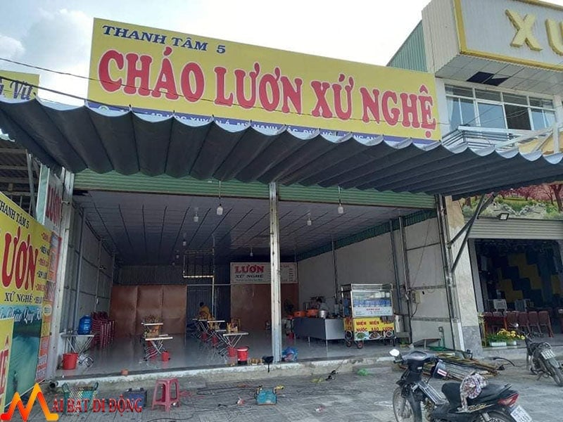 mái kéo che vỉa hè
