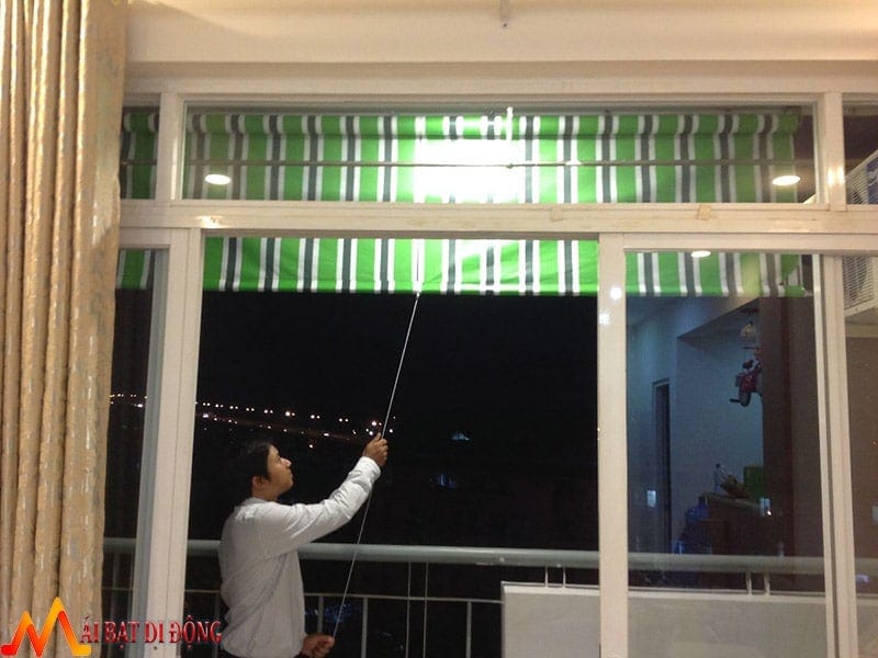 bạt tự cuốn ban công chung cư