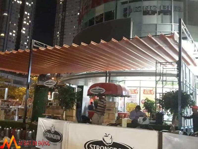 mái xếp che nắng mưa cho nhà hàng