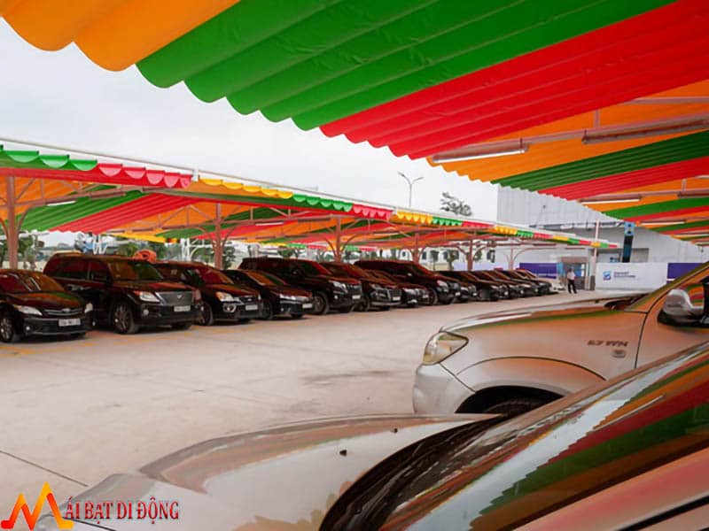 mái bạt che kéo cho gara ô tô